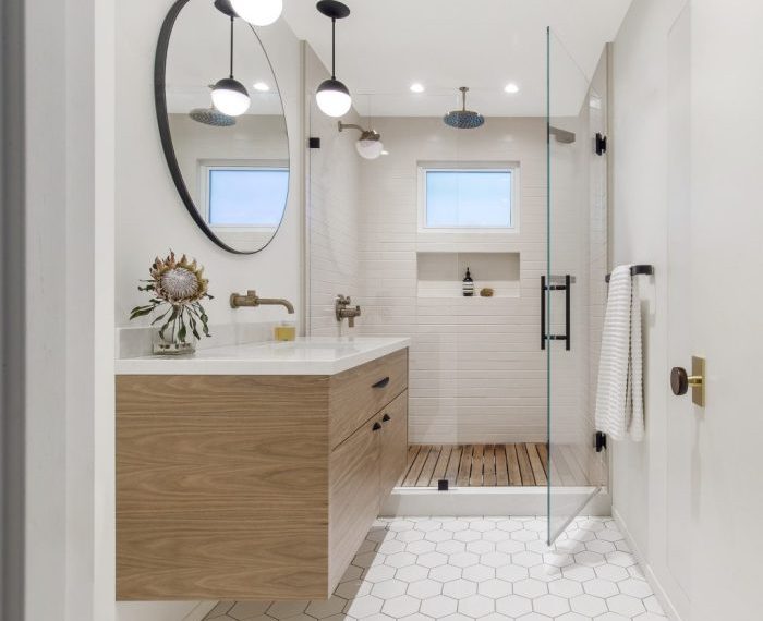 Half bathroom decor ideas