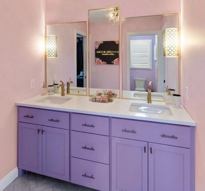 Pink and purple bathroom decor