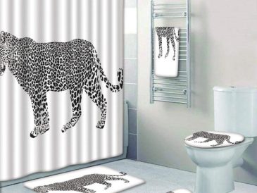 Leopard print bathroom decor set