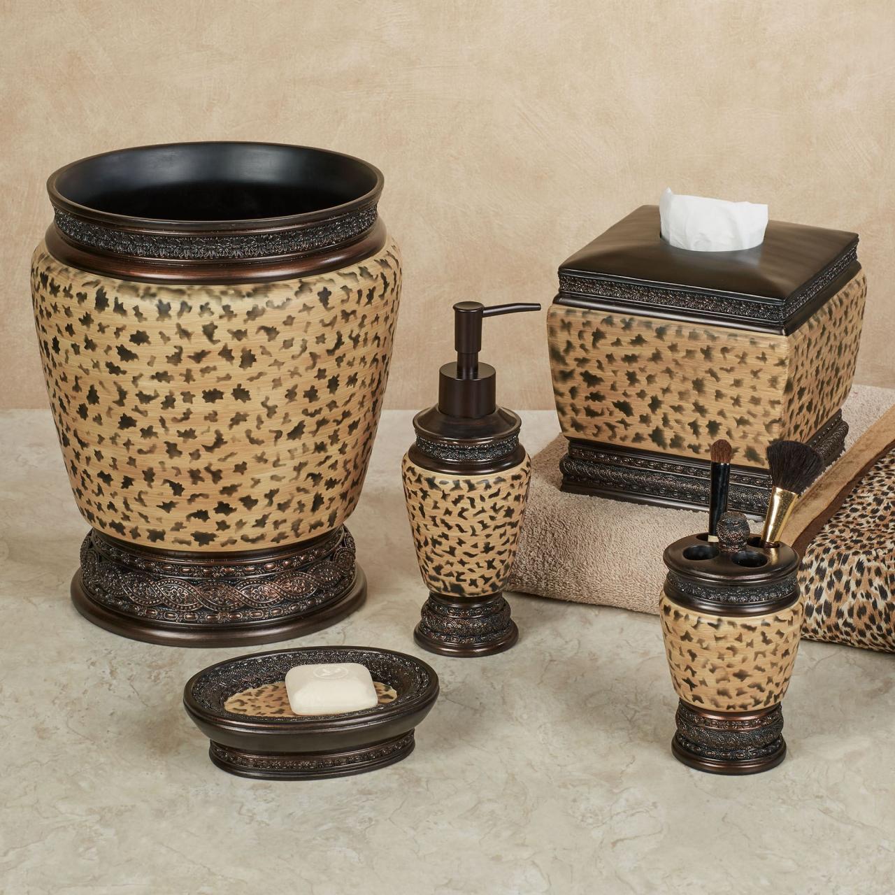 Leopard print bathroom decor set