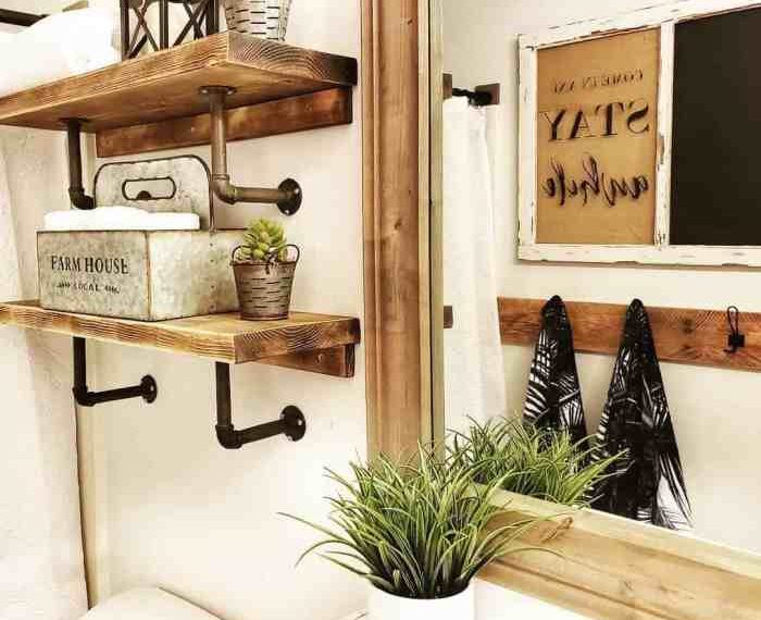 Rustic vintage bathroom decor