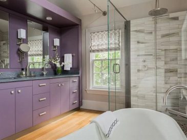 Pink and purple bathroom decor