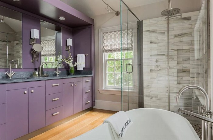 Pink and purple bathroom decor