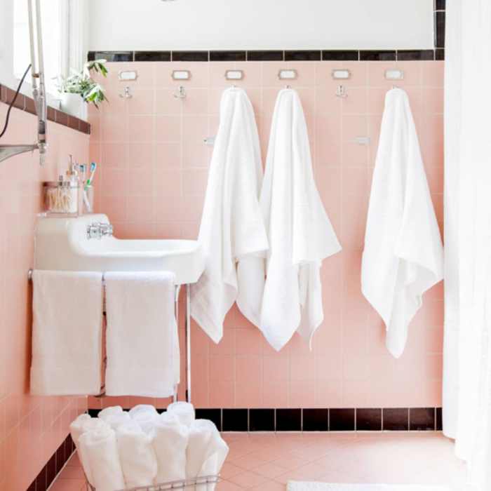 Black and pink bathroom decor